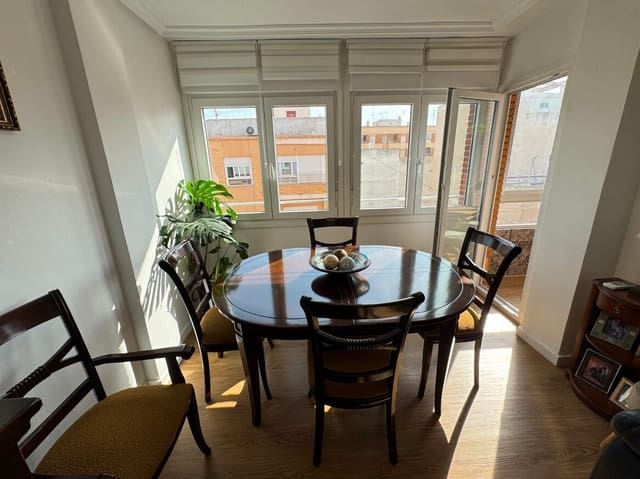 3 sovrum Lägenhet till salu i Los Secanos, Guardamar del Segura - 208 000 € (Ref: 10172617)
