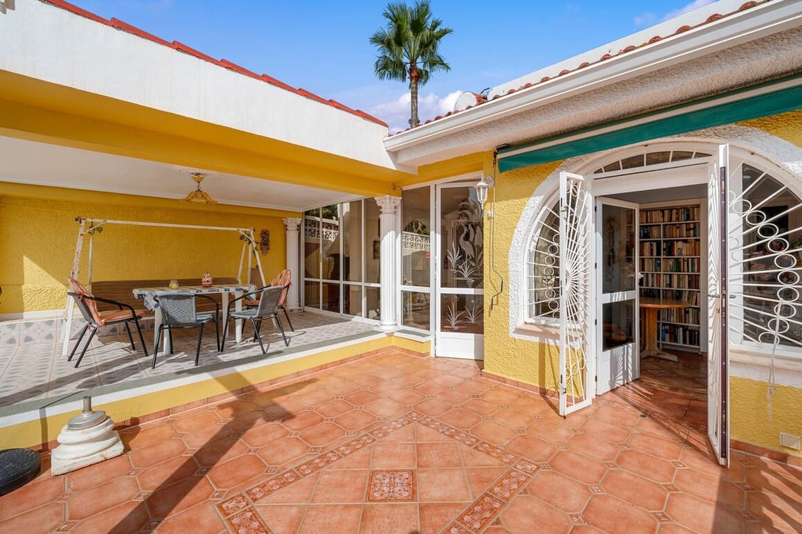 2 slaapkamer Villa te koop in Rojales met zwembad garage - € 385.000 (Ref: 10172618)
