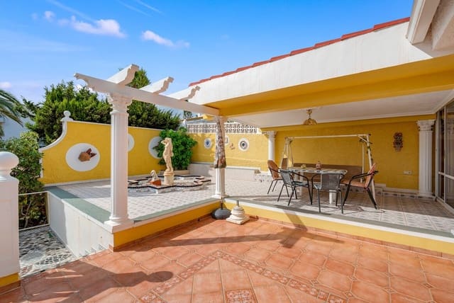 2 slaapkamer Villa te koop in Ciudad Quesada, Rojales met zwembad garage - € 385.000 (Ref: 10172618)