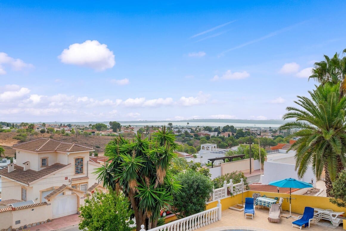 2 slaapkamer Villa te koop in Rojales met zwembad garage - € 385.000 (Ref: 10172618)