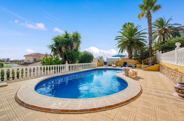 2 slaapkamer Villa te koop in Ciudad Quesada, Rojales met zwembad garage - € 385.000 (Ref: 10172618)