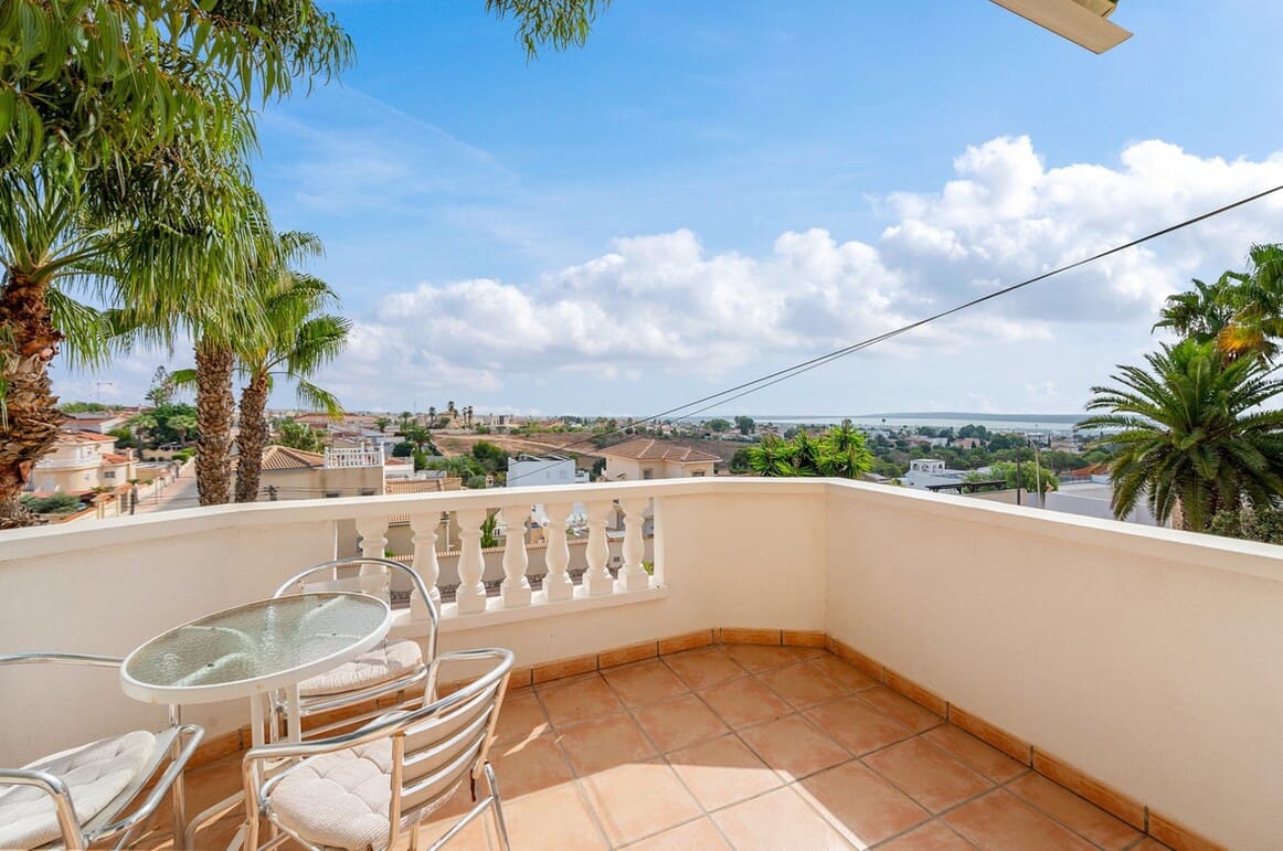 2 slaapkamer Villa te koop in Rojales met zwembad garage - € 385.000 (Ref: 10172618)