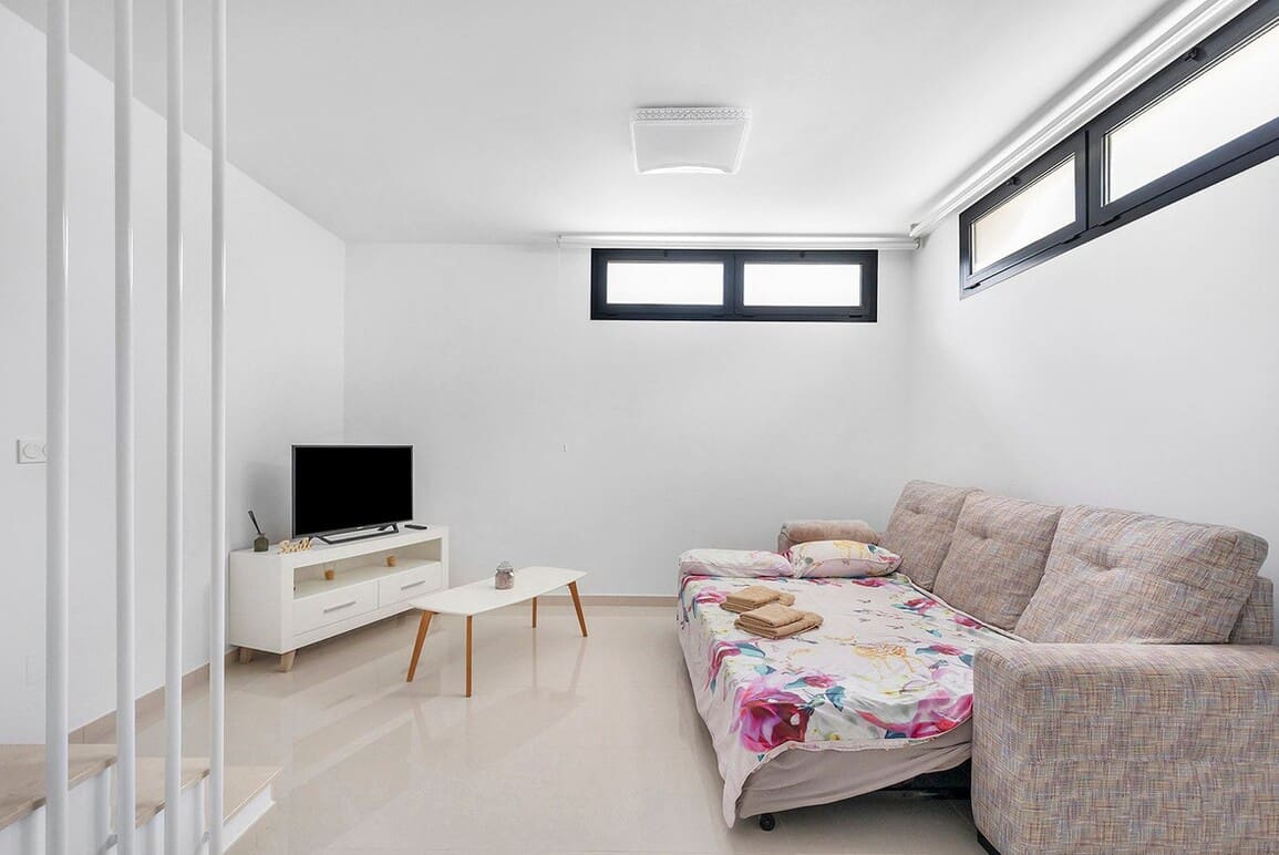 Chalet de 4 habitaciones en Rojales en venta con piscina garaje - 425.000 € (Ref: 10172619)