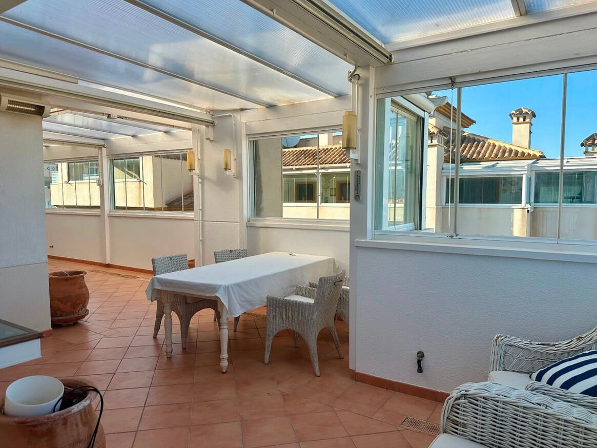 2 soveværelse Lejlighed til salg i Guardamar del Segura med swimmingpool garage - € 419.000 (Ref: 10172621)