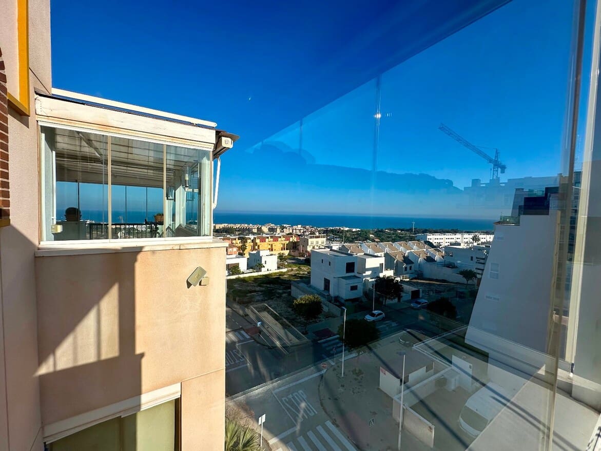 2 soveværelse Lejlighed til salg i Guardamar del Segura med swimmingpool garage - € 419.000 (Ref: 10172621)