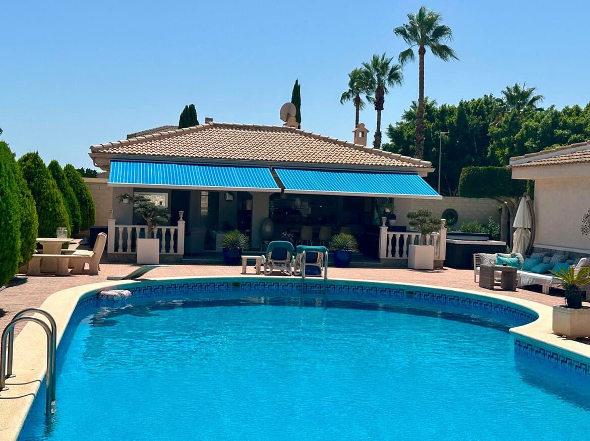 6 soveværelse Villa til salg i Rojales med swimmingpool garage - € 845.000 (Ref: 10172622)