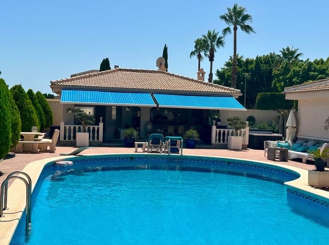 6 soveværelse Villa til salg i Ciudad Quesada, Rojales med swimmingpool garage - € 845.000 (Ref: 10172622)