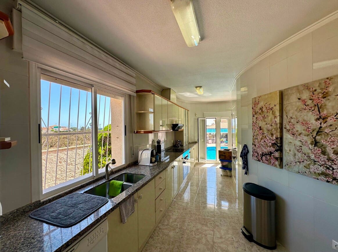 6 soveværelse Villa til salg i Rojales med swimmingpool garage - € 845.000 (Ref: 10172622)