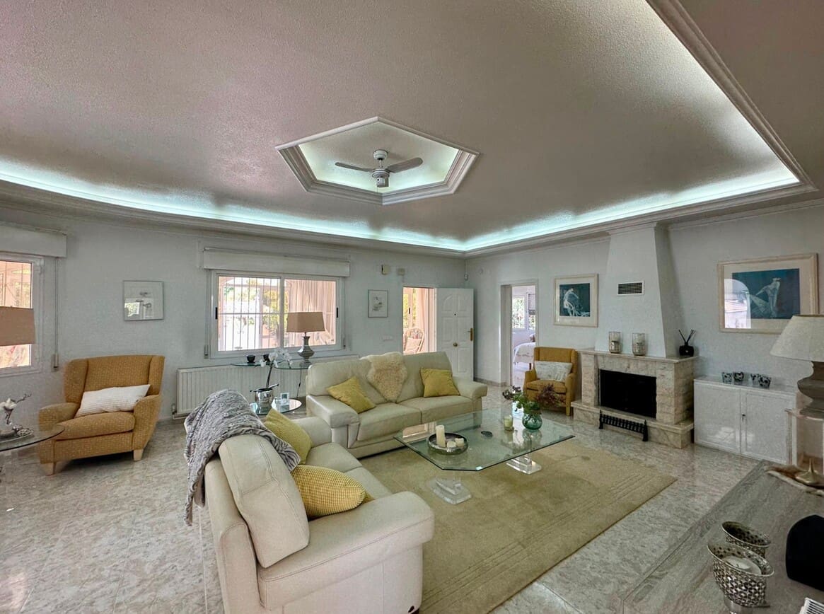 6 soveværelse Villa til salg i Rojales med swimmingpool garage - € 845.000 (Ref: 10172622)