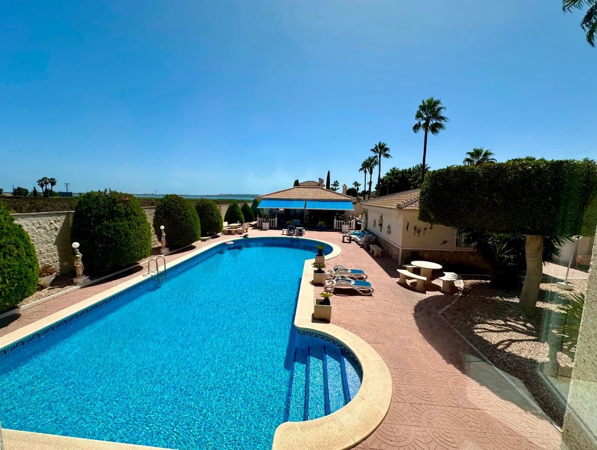 6 soveværelse Villa til salg i Rojales med swimmingpool garage - € 845.000 (Ref: 10172622)
