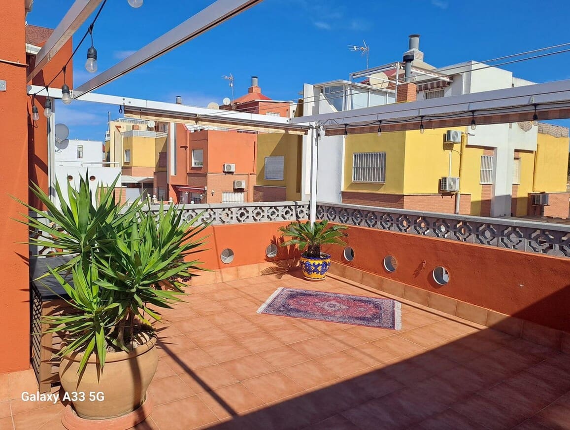 Apartamento de 2 habitaciones en Los Altos en venta con piscina garaje - 177.450 € (Ref: 10172623)