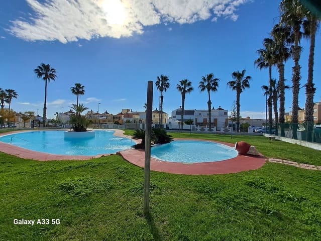 Apartamento de 2 habitaciones en Los Altos en venta con piscina garaje - 177.450 € (Ref: 10172623)