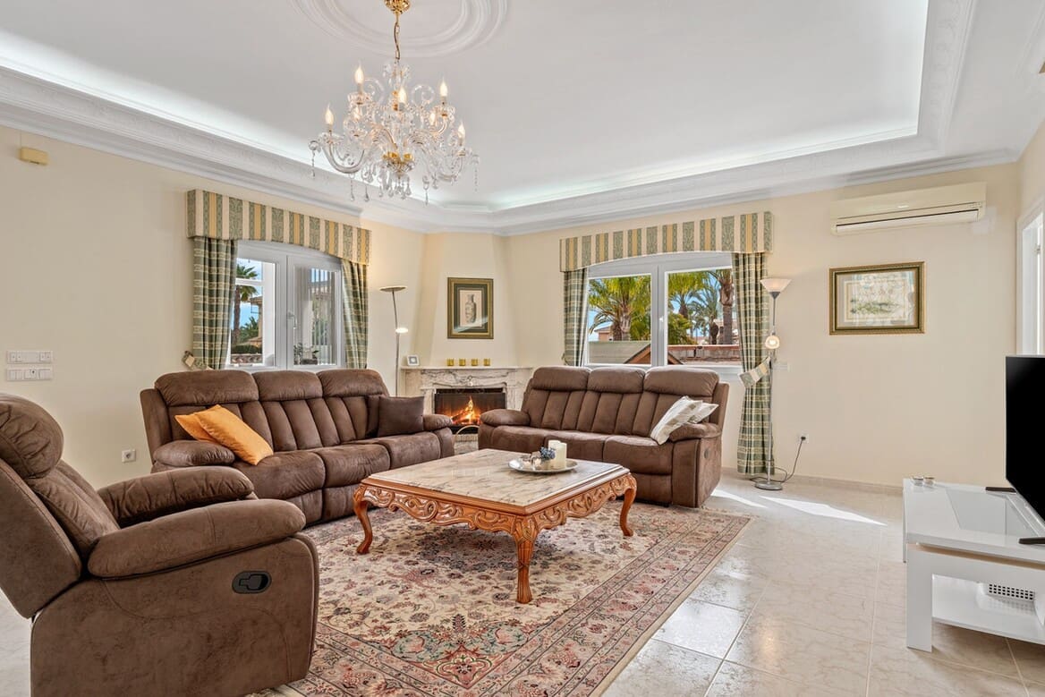 4 sypialnia Willa na sprzedaż w Rojales z basenem garażem - 750 000 € (Ref: 10172624)