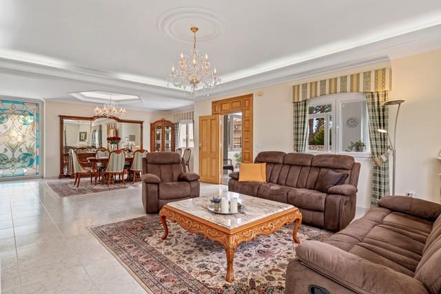 4 sypialnia Willa na sprzedaż w Ciudad Quesada, Rojales z basenem garażem - 750 000 € (Ref: 10172624)