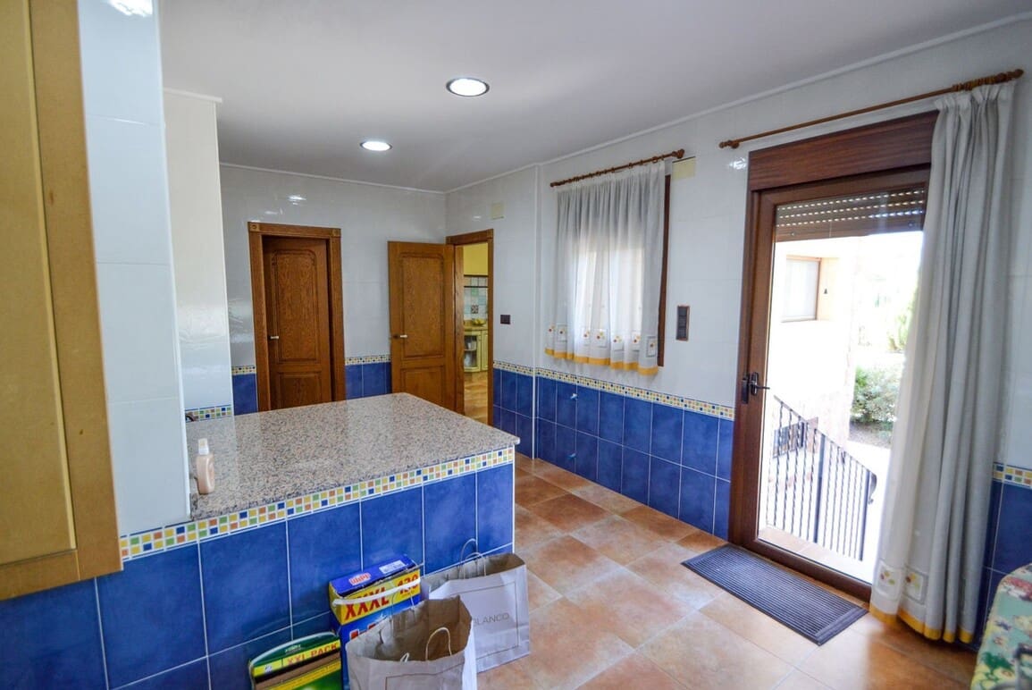 5 sovrum Villa till salu i Orihuela med pool garage - 675 000 € (Ref: 10172626)