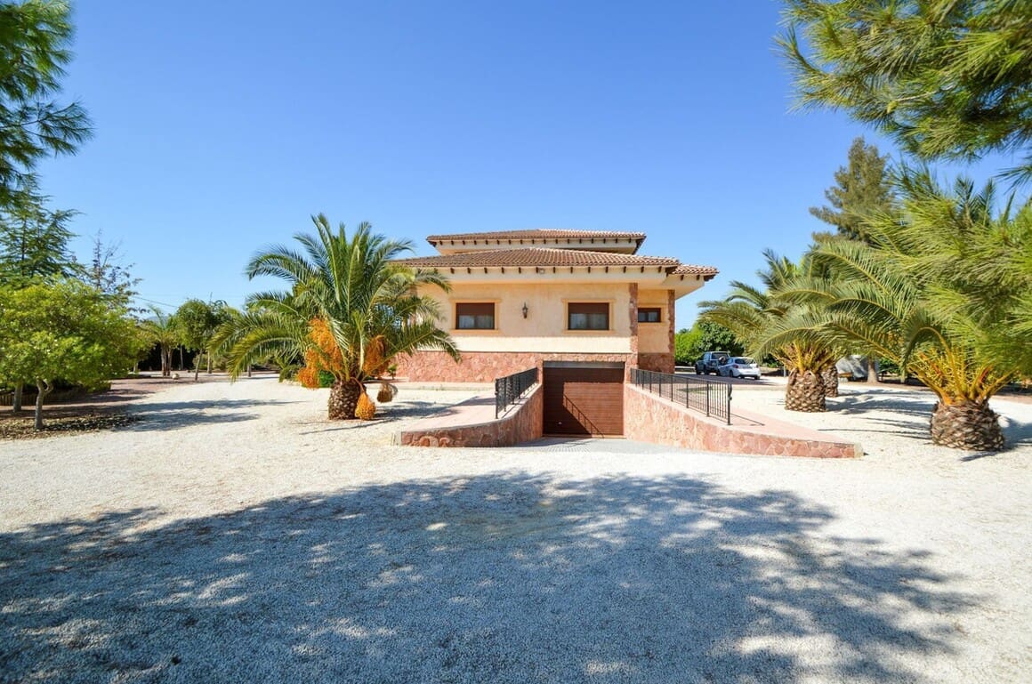 5 sovrum Villa till salu i Orihuela med pool garage - 675 000 € (Ref: 10172626)