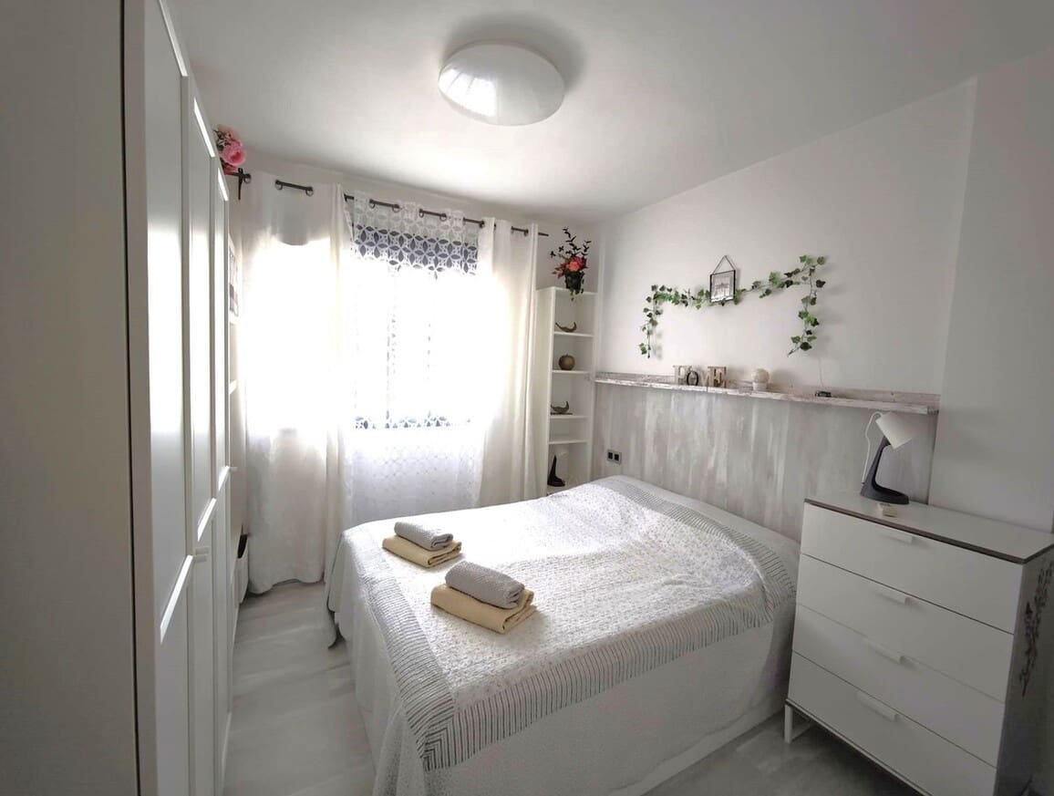 2 bedroom Apartment for sale in La Zenia with pool garage - € 267,500 (Ref: 10172627)