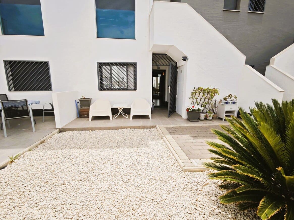 2 bedroom Apartment for sale in La Zenia with pool garage - € 267,500 (Ref: 10172627)