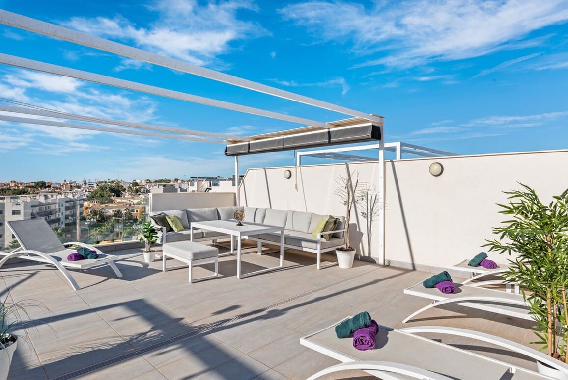 2 slaapkamer Appartement te koop in Orihuela Costa met zwembad garage - € 319.900 (Ref: 10172629)