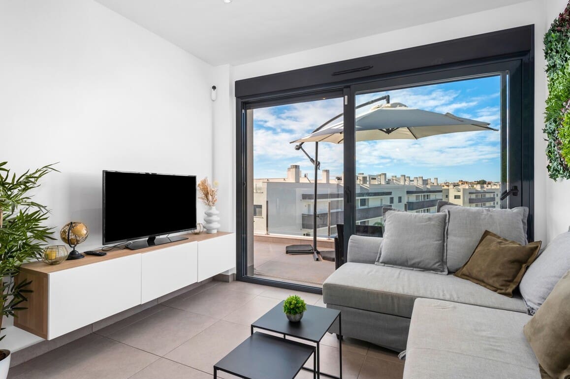 2 slaapkamer Appartement te koop in Orihuela Costa met zwembad garage - € 319.900 (Ref: 10172629)