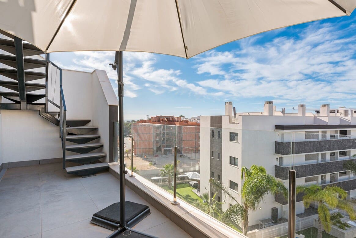 2 slaapkamer Appartement te koop in Orihuela Costa met zwembad garage - € 319.900 (Ref: 10172629)