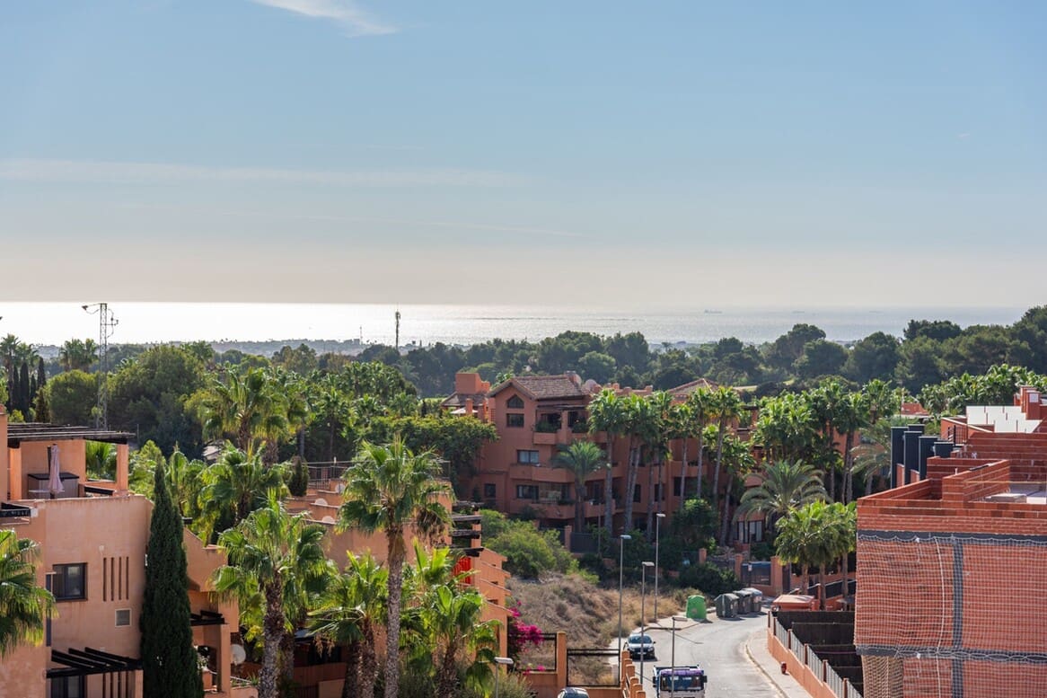 2 slaapkamer Appartement te koop in Orihuela Costa met zwembad garage - € 319.900 (Ref: 10172629)