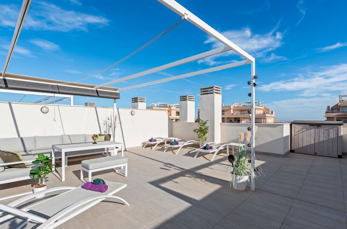 2 slaapkamer Appartement te koop in Orihuela Costa met zwembad garage - € 319.900 (Ref: 10172629)