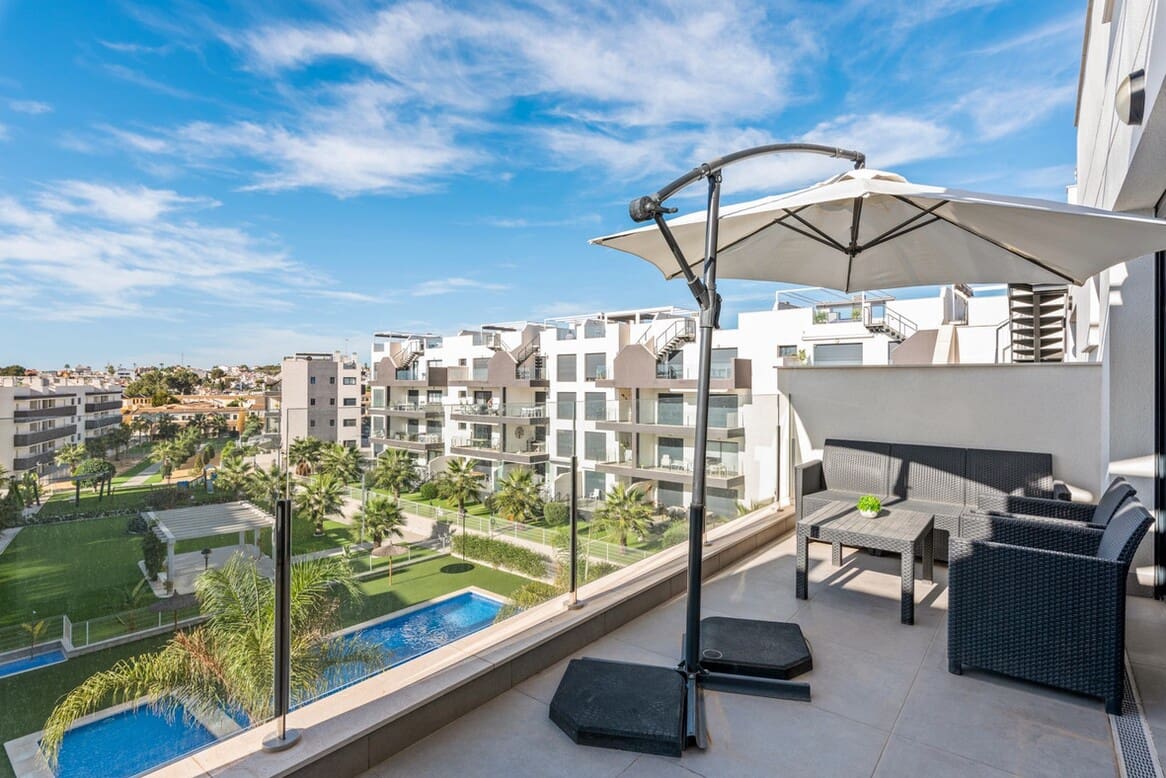 2 slaapkamer Appartement te koop in Orihuela Costa met zwembad garage - € 319.900 (Ref: 10172629)