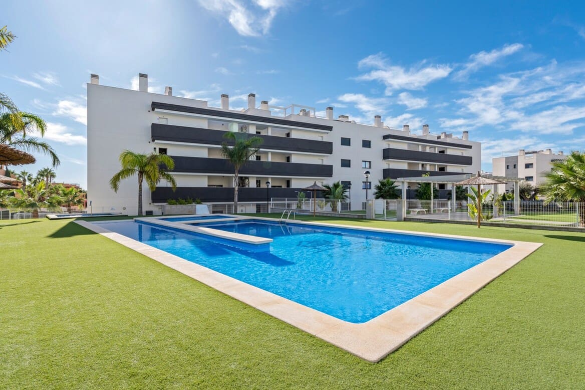 2 slaapkamer Appartement te koop in Orihuela Costa met zwembad garage - € 319.900 (Ref: 10172629)