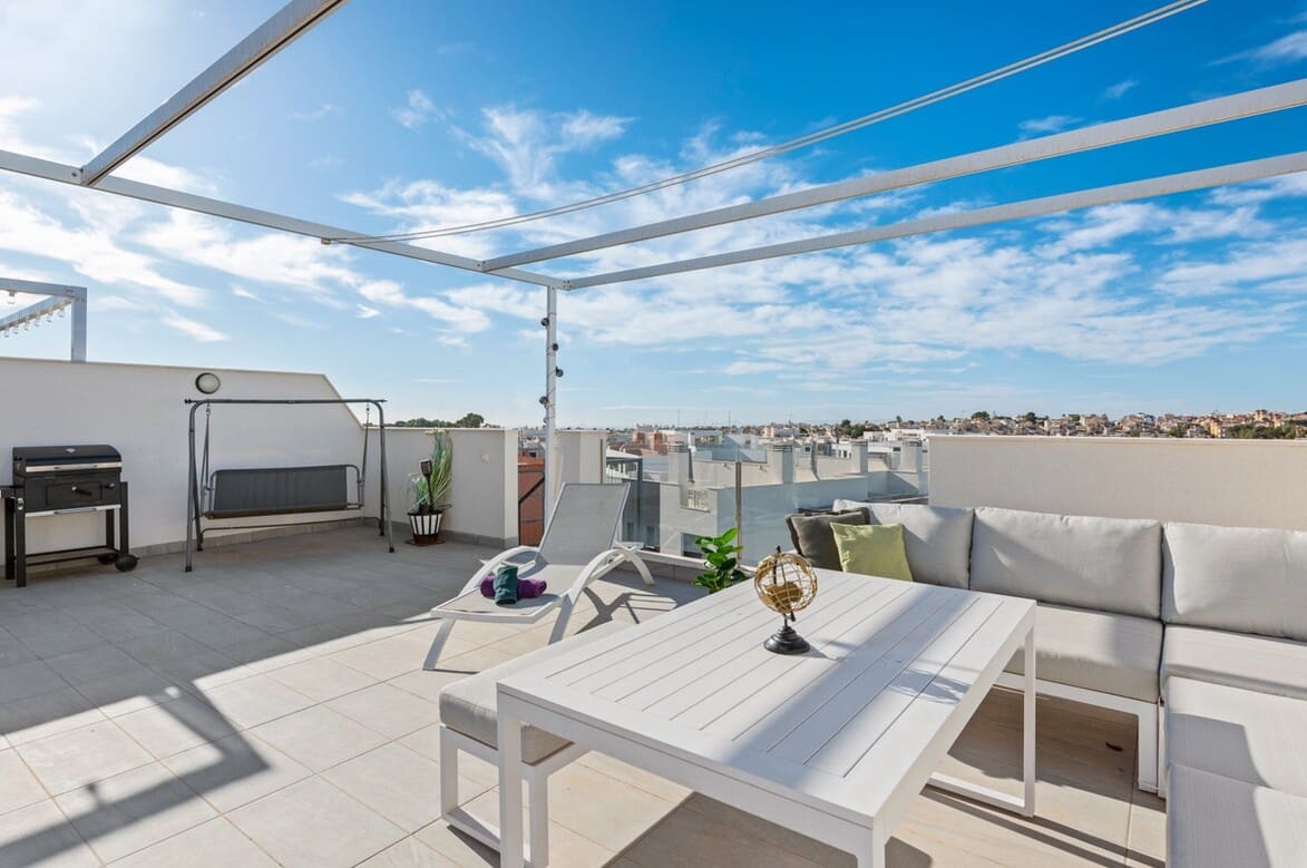 2 slaapkamer Appartement te koop in Orihuela Costa met zwembad garage - € 319.900 (Ref: 10172629)