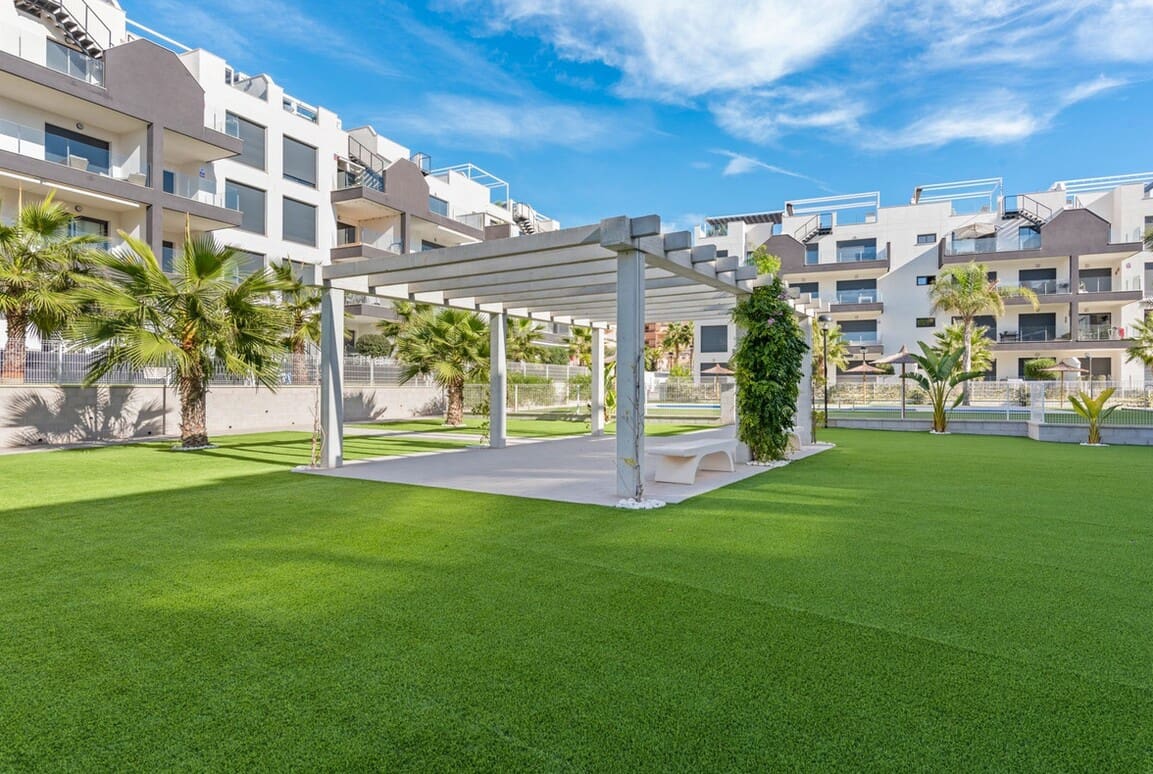 2 slaapkamer Appartement te koop in Orihuela Costa met zwembad garage - € 319.900 (Ref: 10172629)