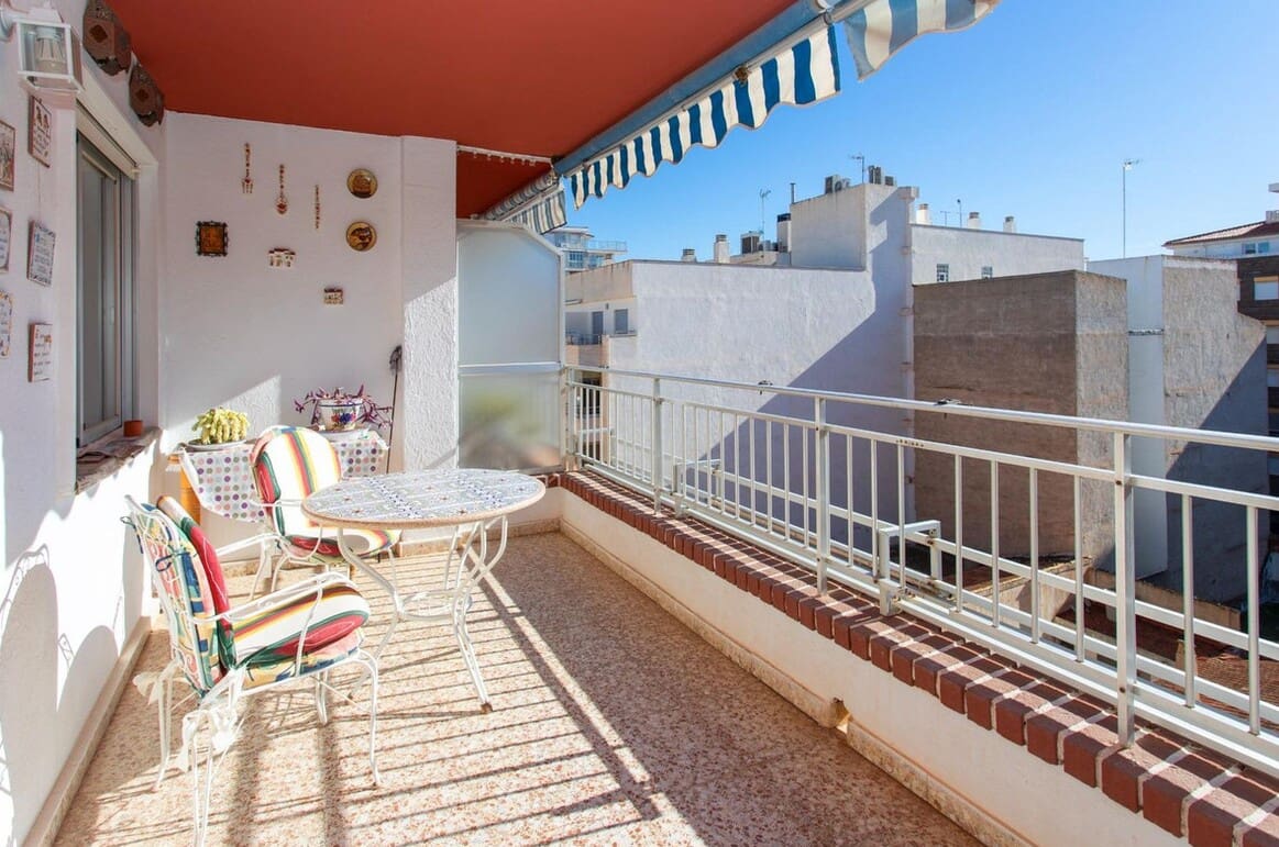 3 bedroom Apartment for sale in Torrevieja - € 190,000 (Ref: 10172631)