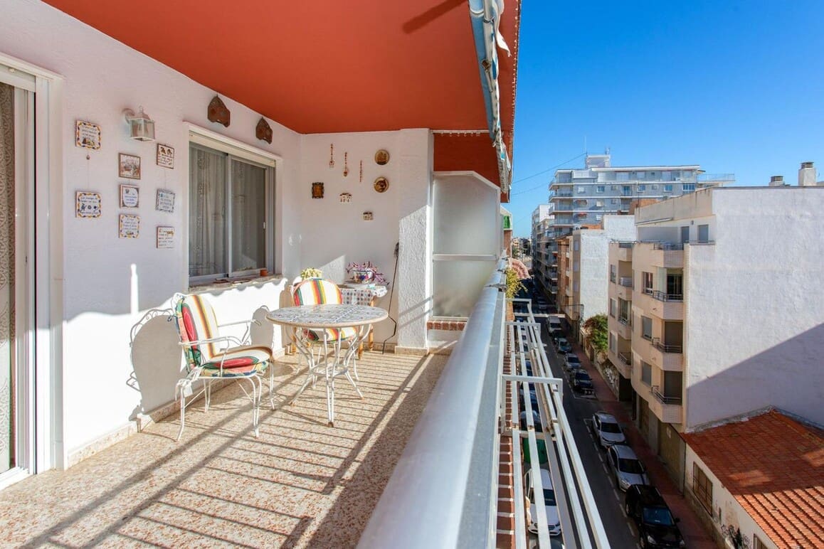 3 bedroom Apartment for sale in Torrevieja - € 190,000 (Ref: 10172631)