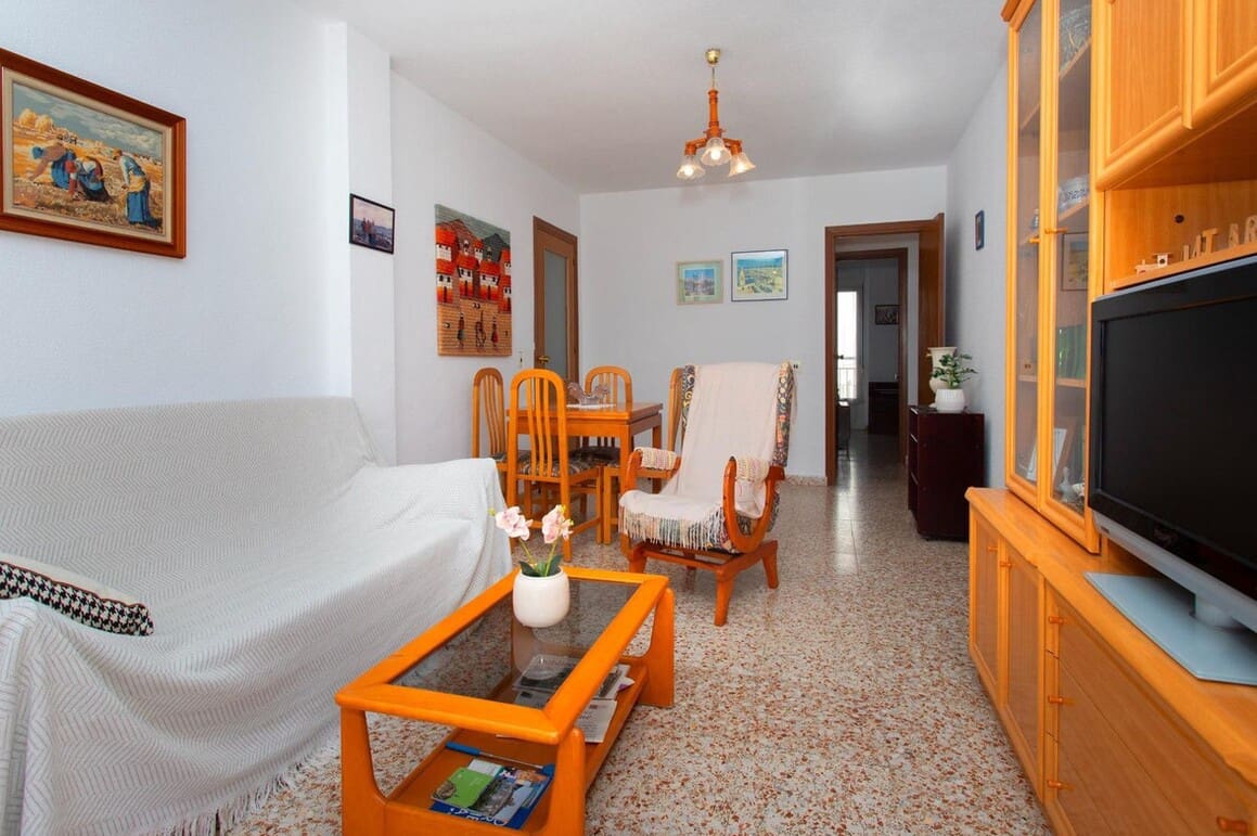 3 bedroom Apartment for sale in Torrevieja - € 190,000 (Ref: 10172631)