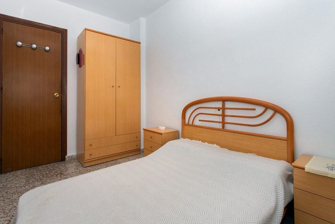 3 bedroom Apartment for sale in Torrevieja - € 190,000 (Ref: 10172631)