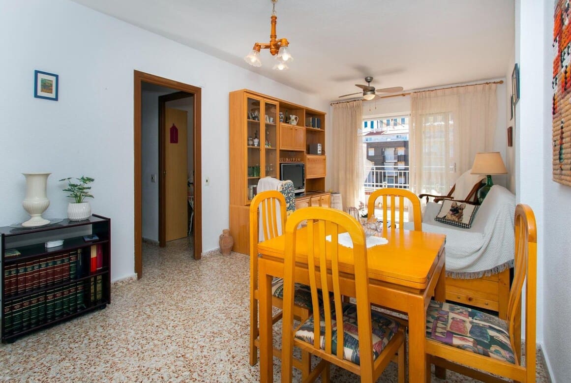 3 bedroom Apartment for sale in Torrevieja - € 190,000 (Ref: 10172631)