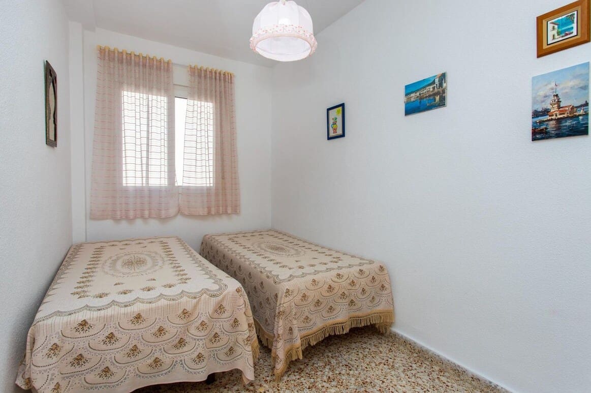 3 bedroom Apartment for sale in Torrevieja - € 190,000 (Ref: 10172631)
