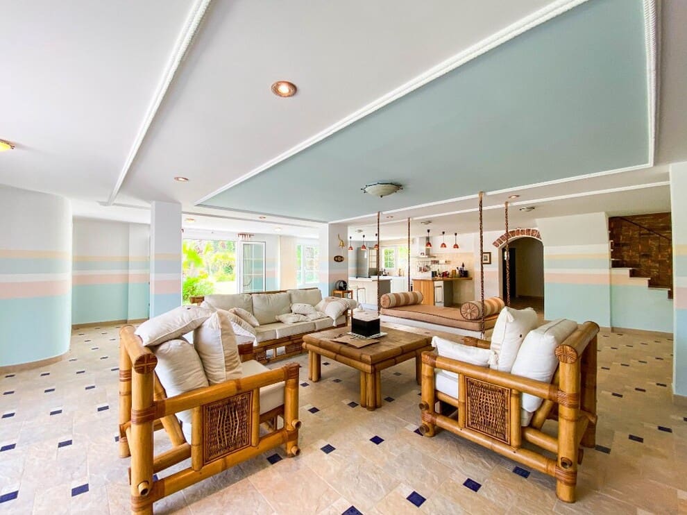 7 bedroom Villa for sale in Orihuela Costa with pool garage - € 1,080,000 (Ref: 10172636)