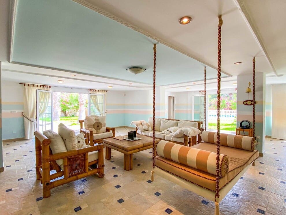 7 bedroom Villa for sale in Orihuela Costa with pool garage - € 1,080,000 (Ref: 10172636)