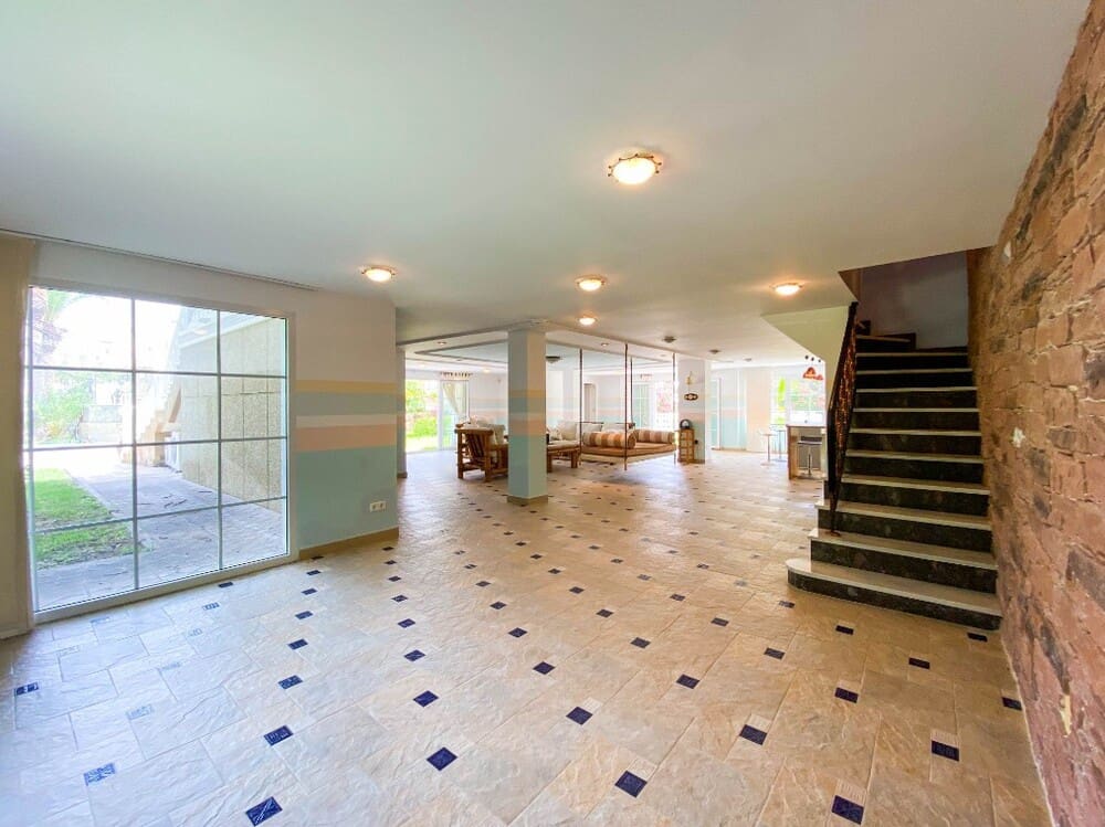 7 bedroom Villa for sale in Orihuela Costa with pool garage - € 1,080,000 (Ref: 10172636)