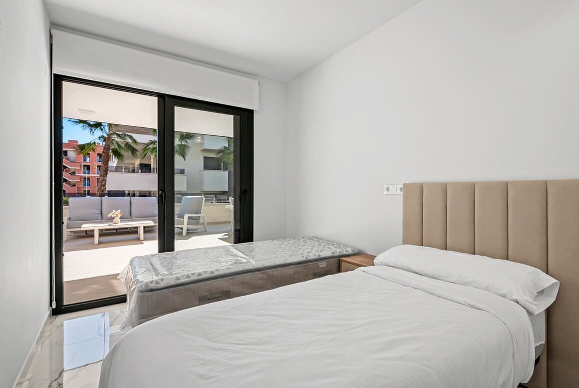 2 slaapkamer Appartement te koop in Los Altos met zwembad garage - € 317.500 (Ref: 10172637)