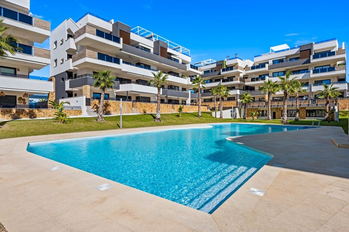 2 slaapkamer Appartement te koop in Los Altos met zwembad garage - € 317.500 (Ref: 10172637)