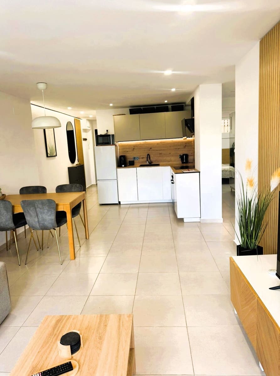 3 soveværelse Lejlighed til salg i Torrevieja med garage - € 239.000 (Ref: 10172638)