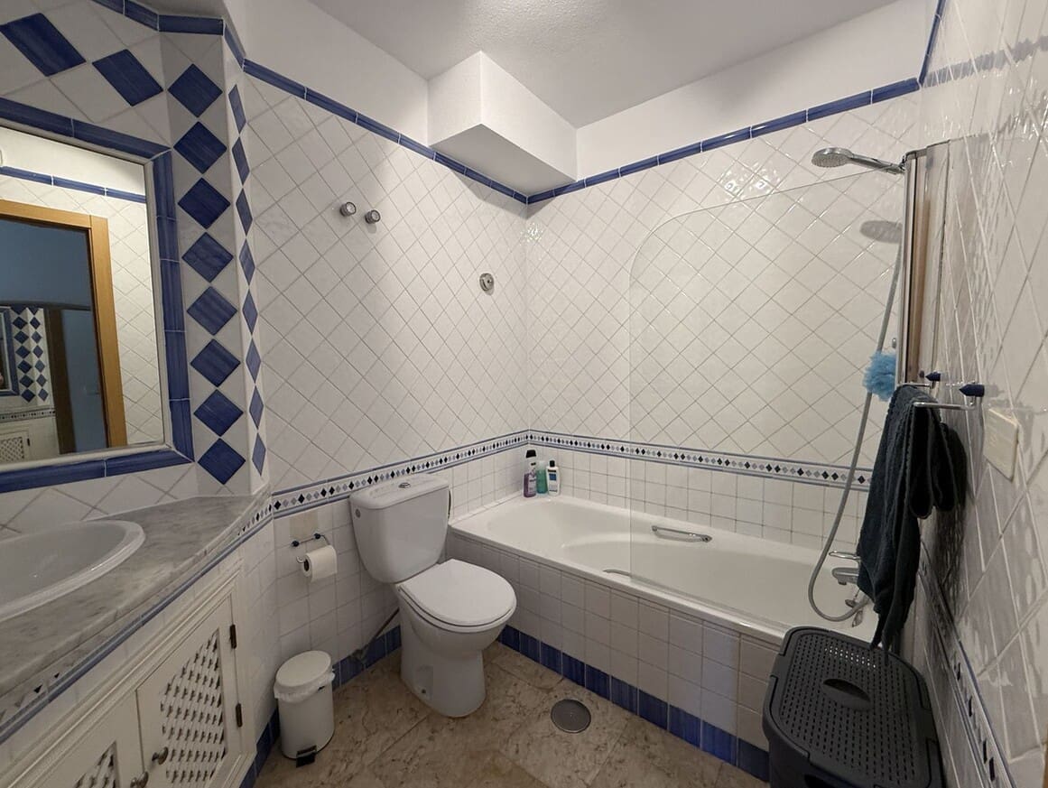 Apartamento de 2 habitaciones en Las Ramblas Golf en venta con piscina - 214.900 € (Ref: 10172641)