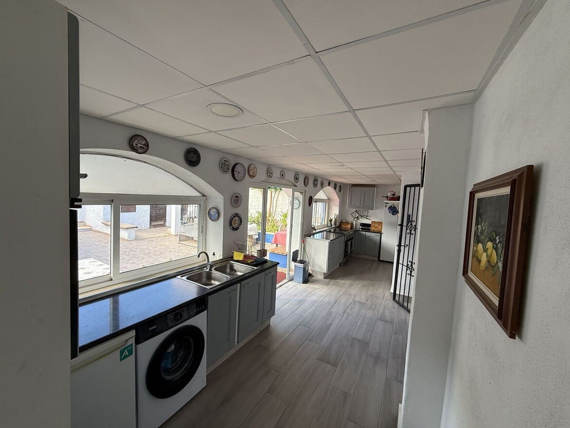 4 slaapkamer Finca/Landhuis te koop in Pinar de Campoverde met zwembad garage - € 335.000 (Ref: 10172642)