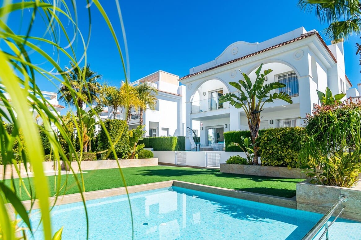 2 sovrum Semi-fristående Villa till salu i Rojales med pool garage - 379 000 € (Ref: 10172643)