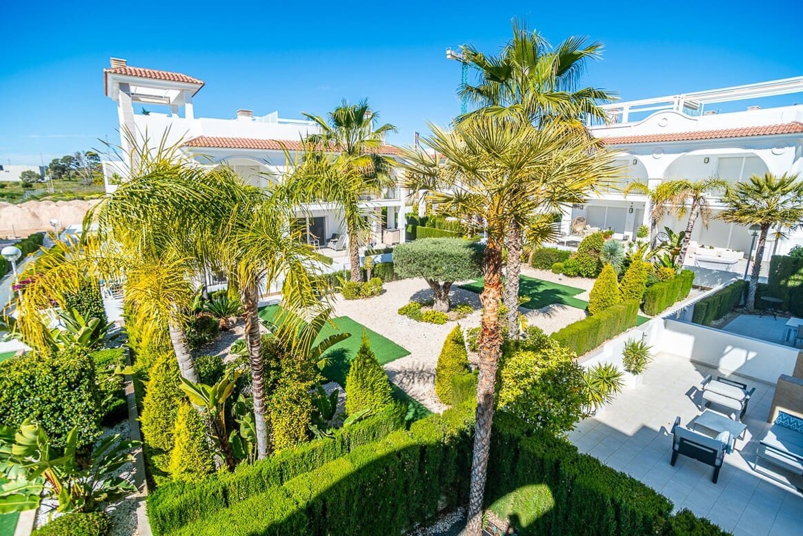 2 sovrum Semi-fristående Villa till salu i Rojales med pool garage - 379 000 € (Ref: 10172643)