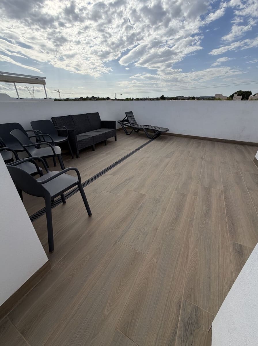 2 soveværelse Villa til salg i Los Montesinos med swimmingpool garage - € 369.000 (Ref: 10172647)