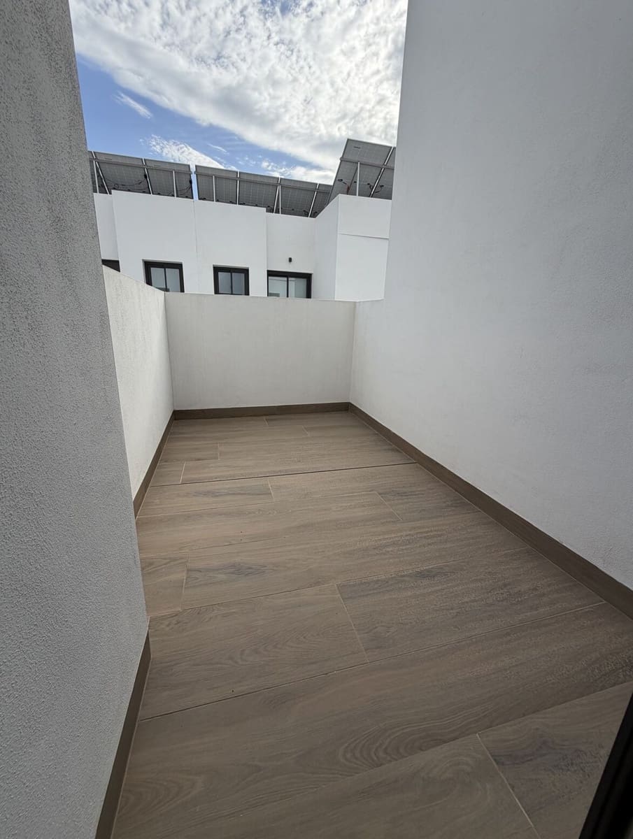 2 soveværelse Villa til salg i Los Montesinos med swimmingpool garage - € 369.000 (Ref: 10172647)