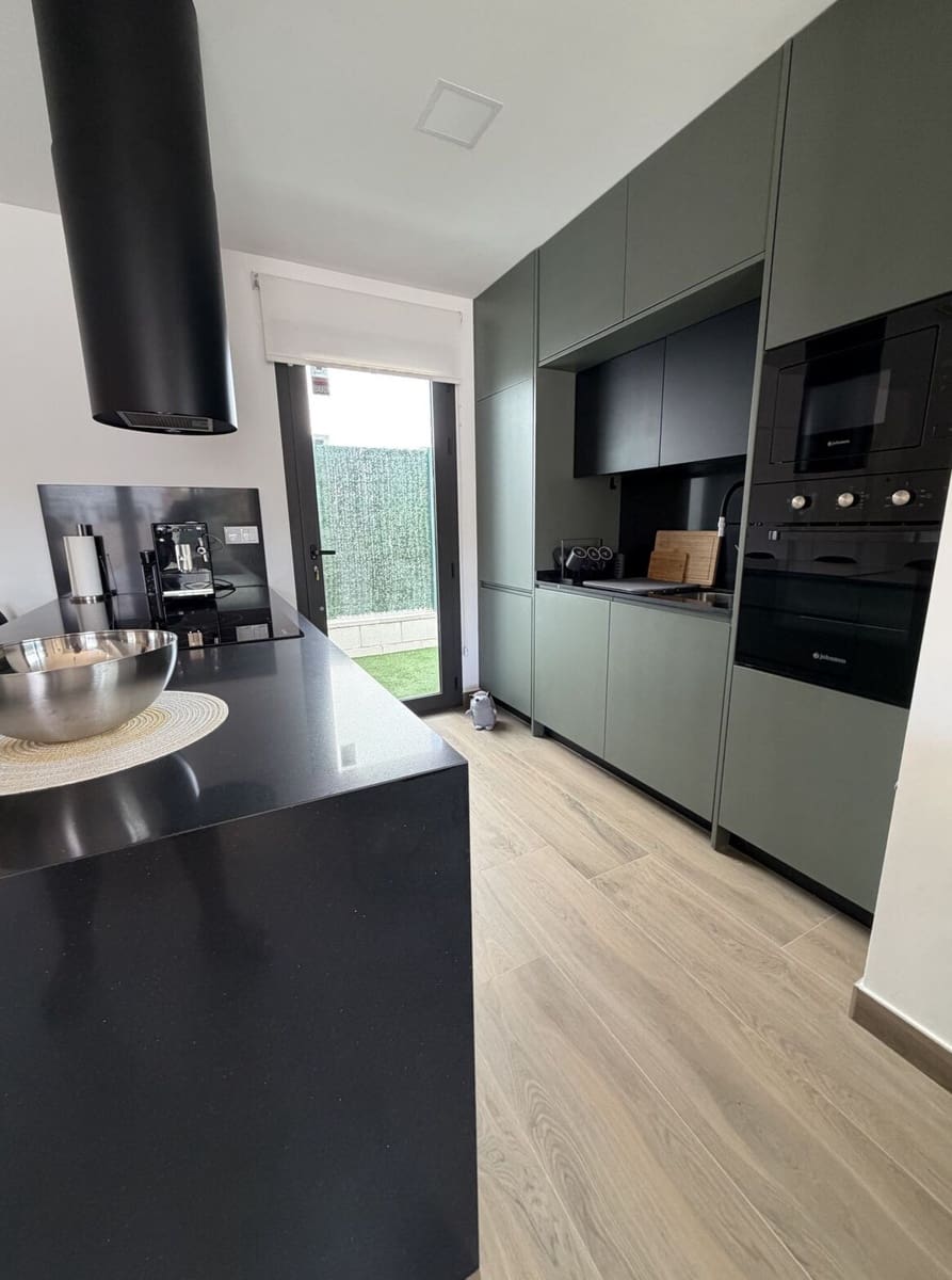 2 soveværelse Villa til salg i Los Montesinos med swimmingpool garage - € 369.000 (Ref: 10172647)